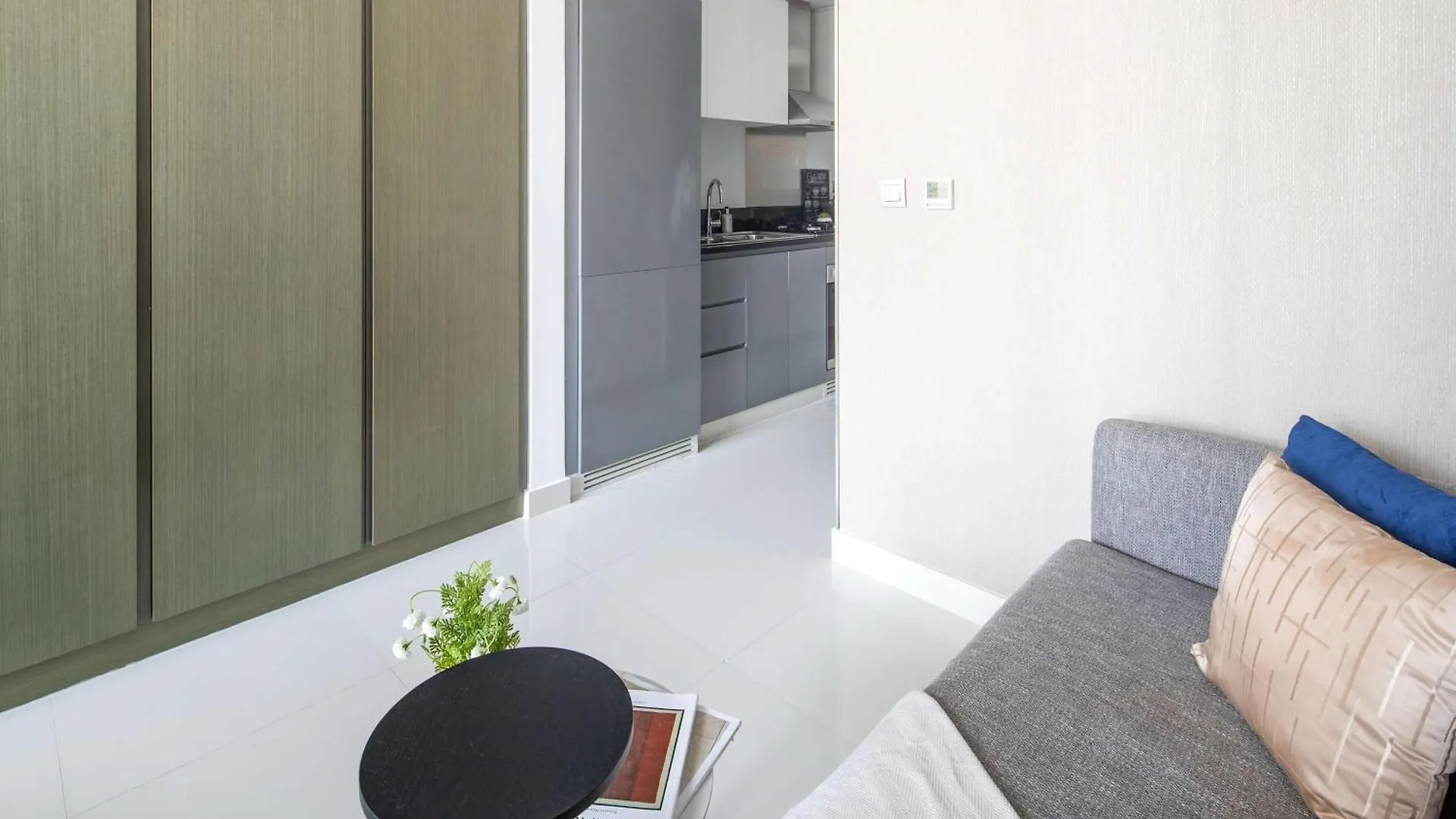 Apartment Frank Porter - Damac Prive B Dubai United Arab Emirates